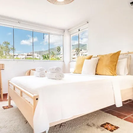 Spacious Andalusian With Private Pool Rems *