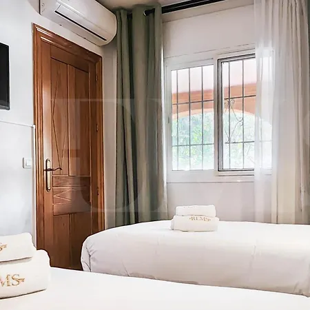 Spacious Andalusian With Private Pool Rems Feriehus *