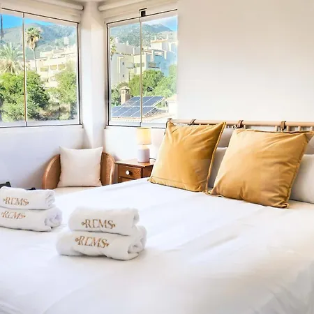 Spacious Andalusian With Private Pool Rems * Benalmádena
