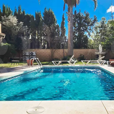 Feriehus Spacious Andalusian With Private Pool Rems Benalmádena