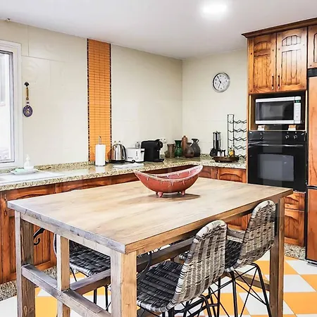 Spacious Andalusian With Private Pool Rems