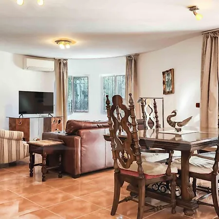 Spacious Andalusian With Private Pool Rems Feriehus *